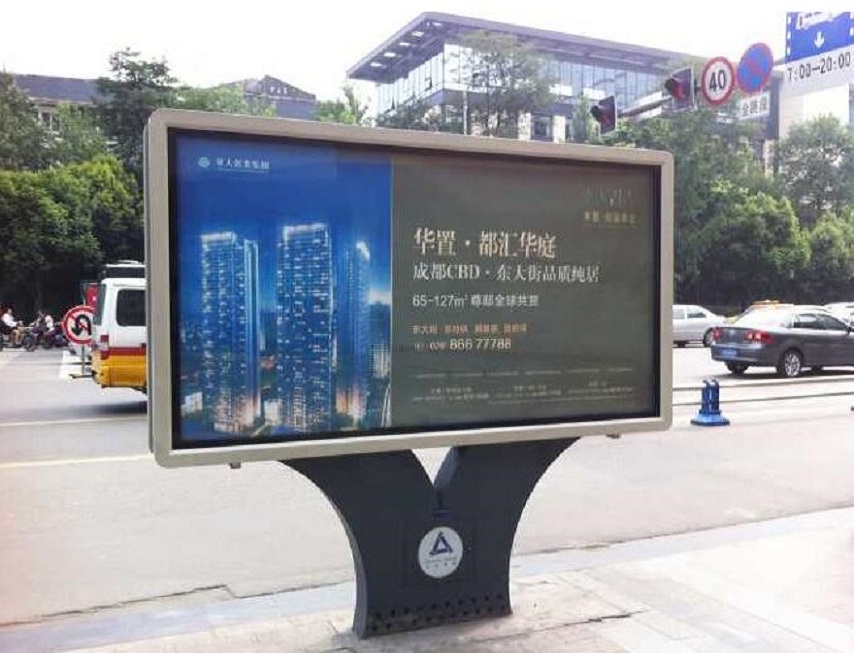 双面灯杆滚动灯箱产品价位