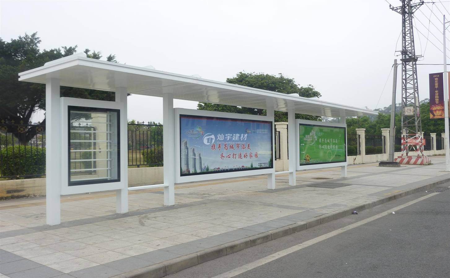 不銹鋼公交候車亭燈箱市場價