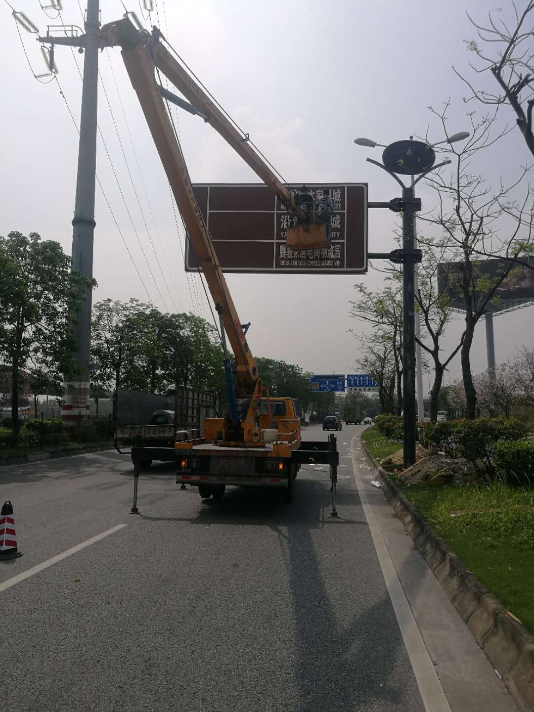 26米鸭脖体育登不上工程车出租附近租赁